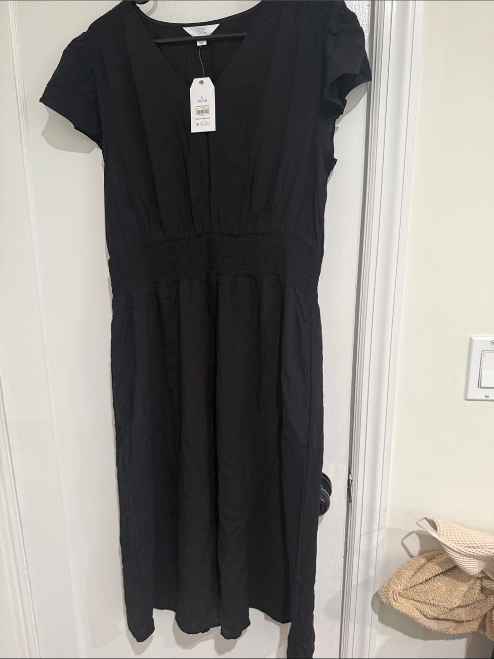 Black V-Neck Short Sleeve Smocked-Waist Midi Dress